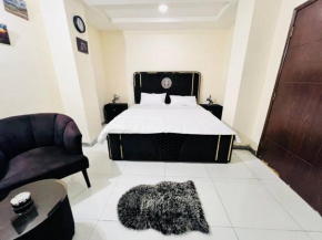 Luxury Apartment